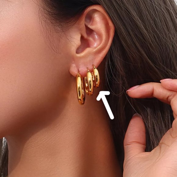 Small Chunky Classic Hoop Earrings 18K Gold Plated Stainless Steel - Picture 4 of 7